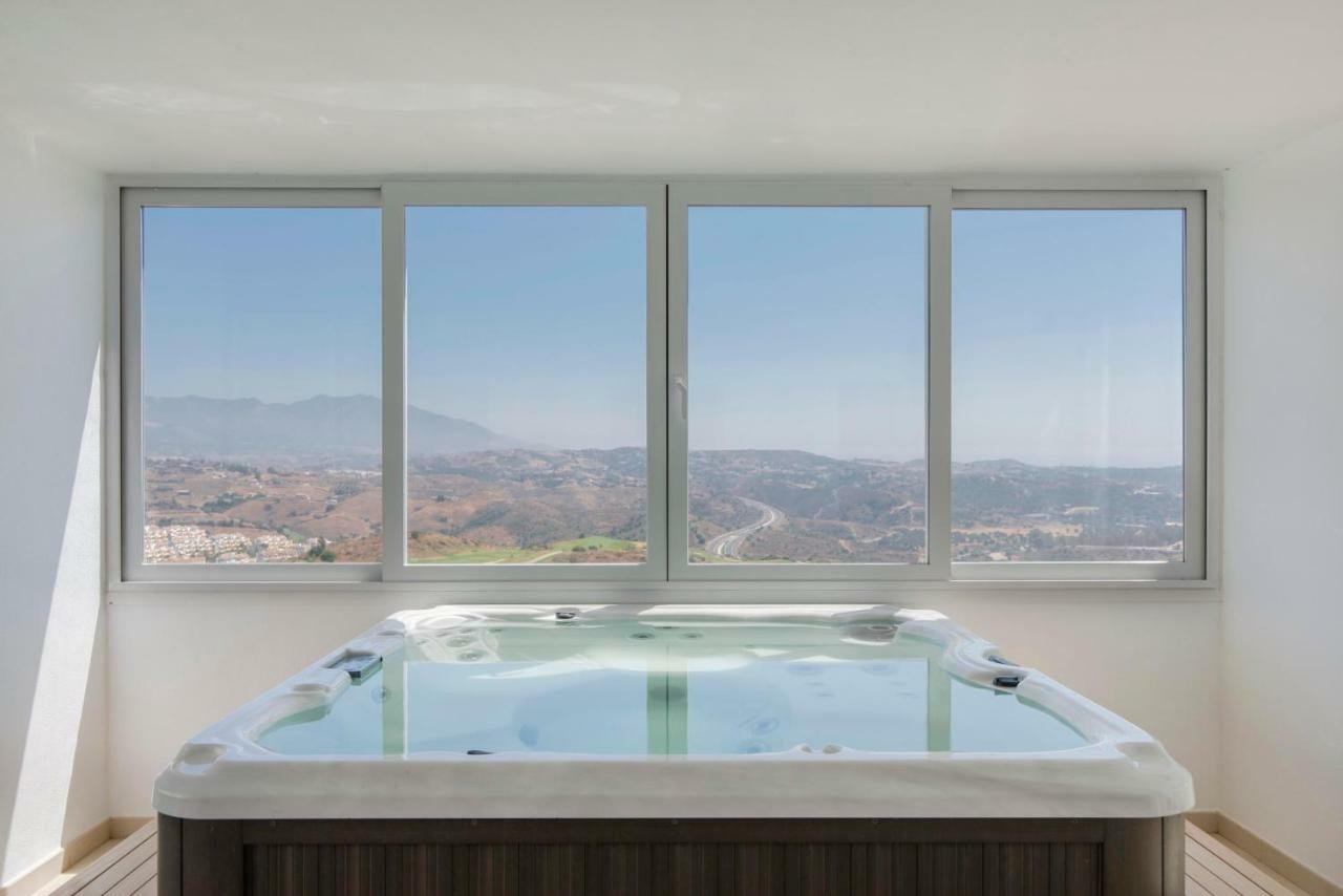 Sitio de Calahonda Luxury Apartment Rosita מראה חיצוני תמונה
